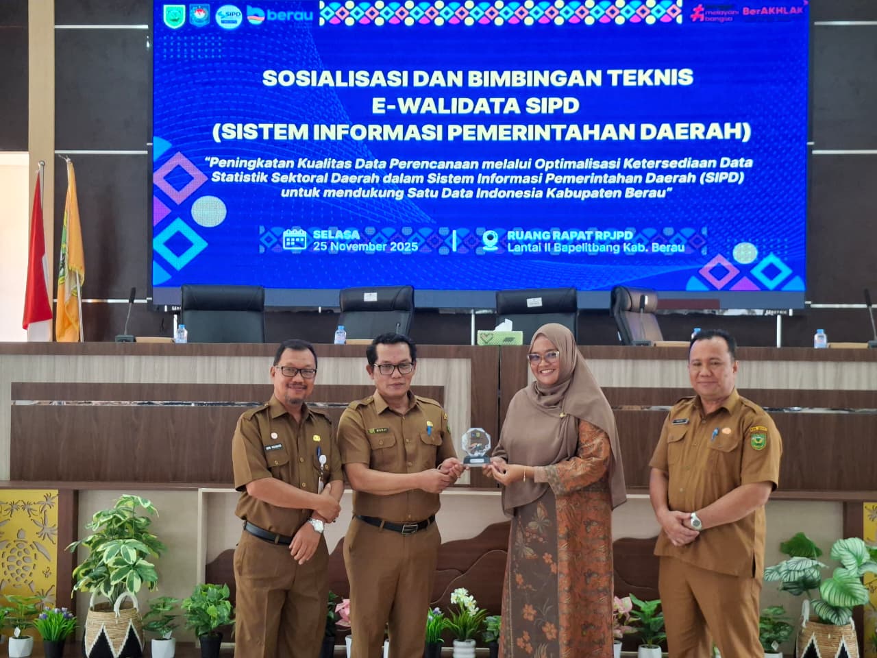 870ebb27 b853 4bd2 8a43 871046bf0ddd