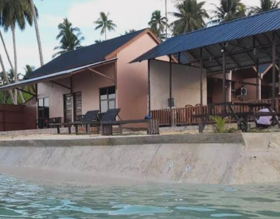 71553777 4d7e 4cb9 b8e7 655fa0acf7bc