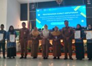 Resmi Serahkan SK PPPK Paruh Waktu 2025, Tekankan Evaluasi dan Etika Pelayanan Publik 9 b9ad415f 3379 4452 aaed 032093e6ffd5