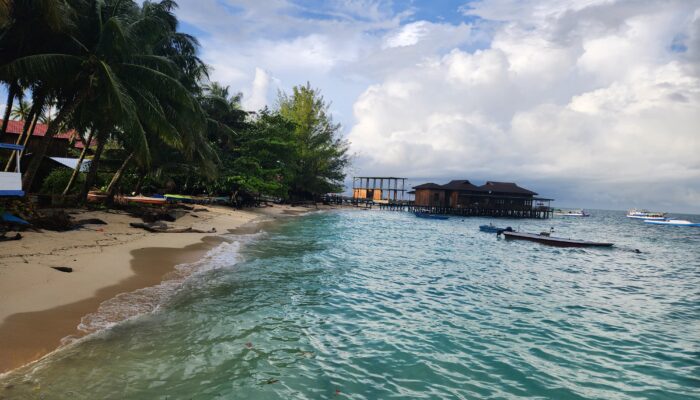 Transportasi Mahal, DPRD Berau Nilai Pengembangan Wisata Derawan Belum Maksimal