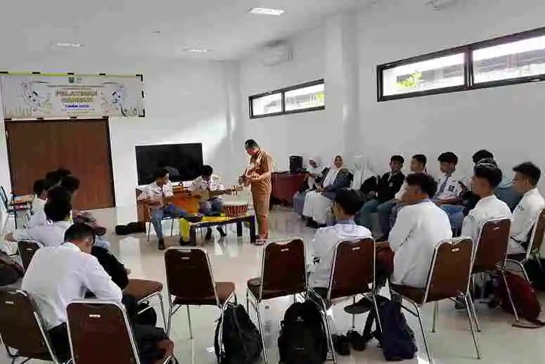 e103ac81 1000508372 11zon