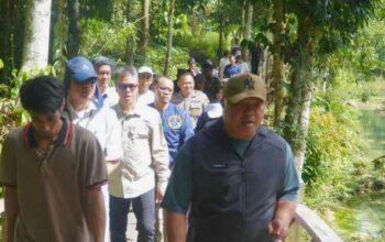 Pemkab Berau Siapkan Danau Biru Hadapi Nataru, Akses Dibenahi Tanpa Rusak Alam 3 ffdaf631 img 20251215 wa0003