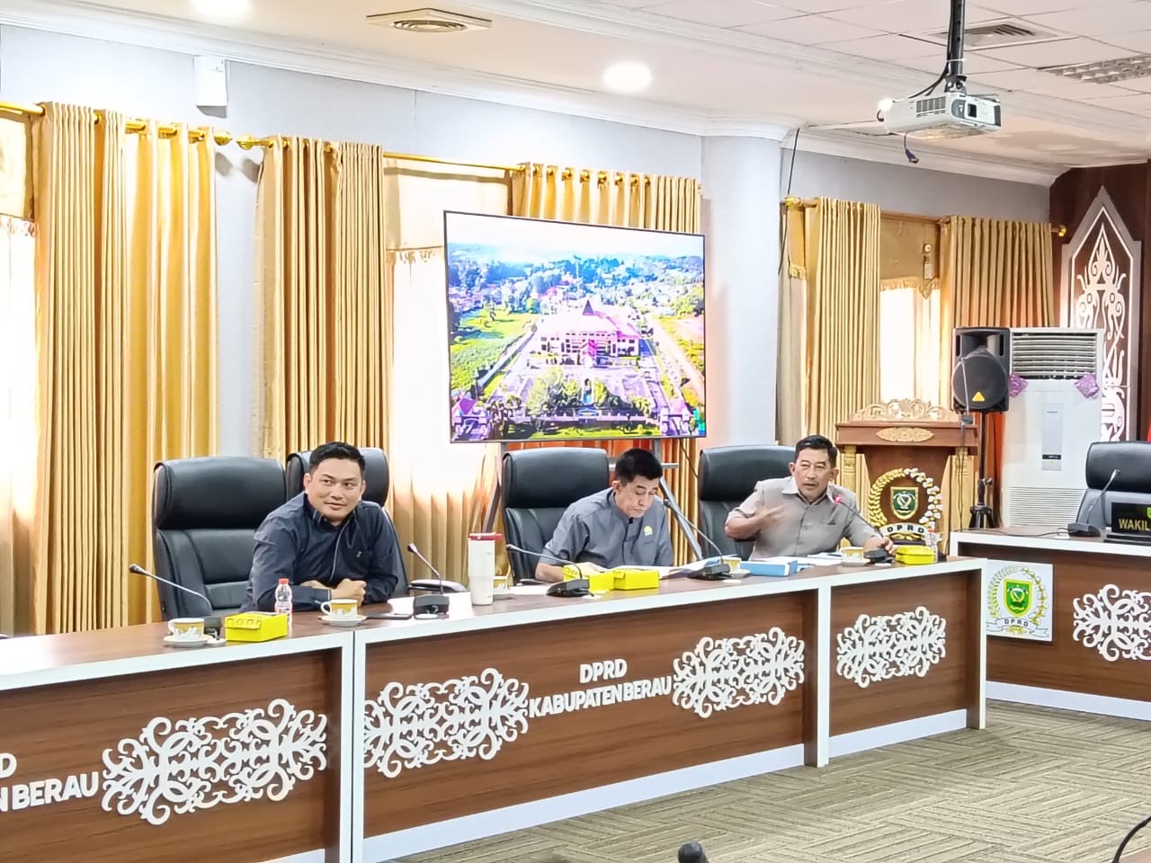 5712730e f111 4924 88e3 8136538e12df