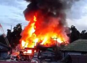 Kebakaran Subuh di Tanjung Redeb Hanguskan Tiga Rumah Warga 11 f99b2560 screenshot 20260102 085324