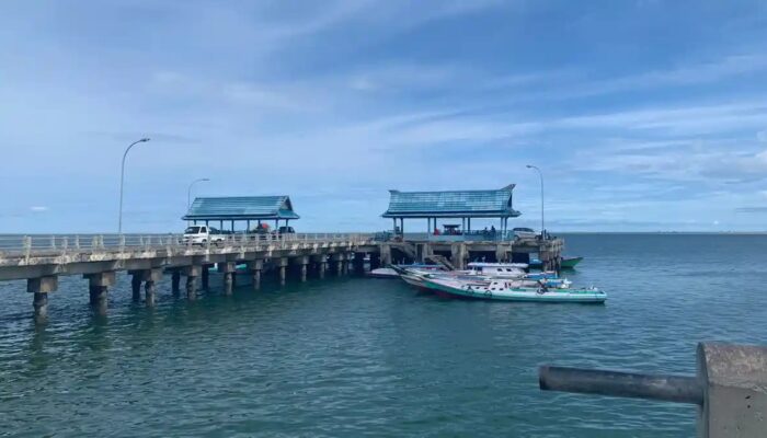 Krisis Air Bersih di Tanjung Batu: Empat RT Terdampak, Warga Andalkan Air Hujan