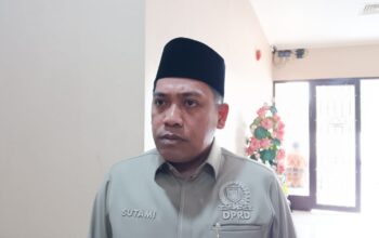 Sutami Soroti Bantuan Tak Tepat Sasaran, Nelayan Asli Kalah oleh Data Fiktif 7 20076ec0 6ead 41d9 959c ec2603f81a45