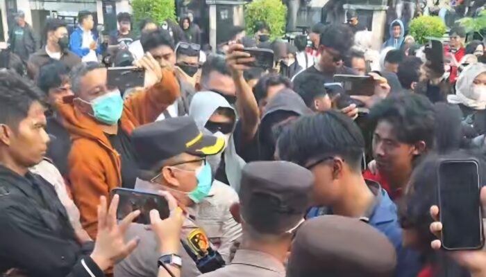 Anggaran Makan Minum Rp 12,46 Miliar Diprotes, Mahasiswa Geruduk DPRD Tarakan