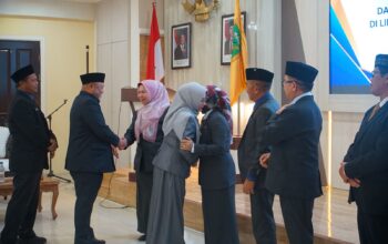 Bupati Berau Rotasi 11 Pejabat, Sinyal Percepatan Kinerja Birokrasi