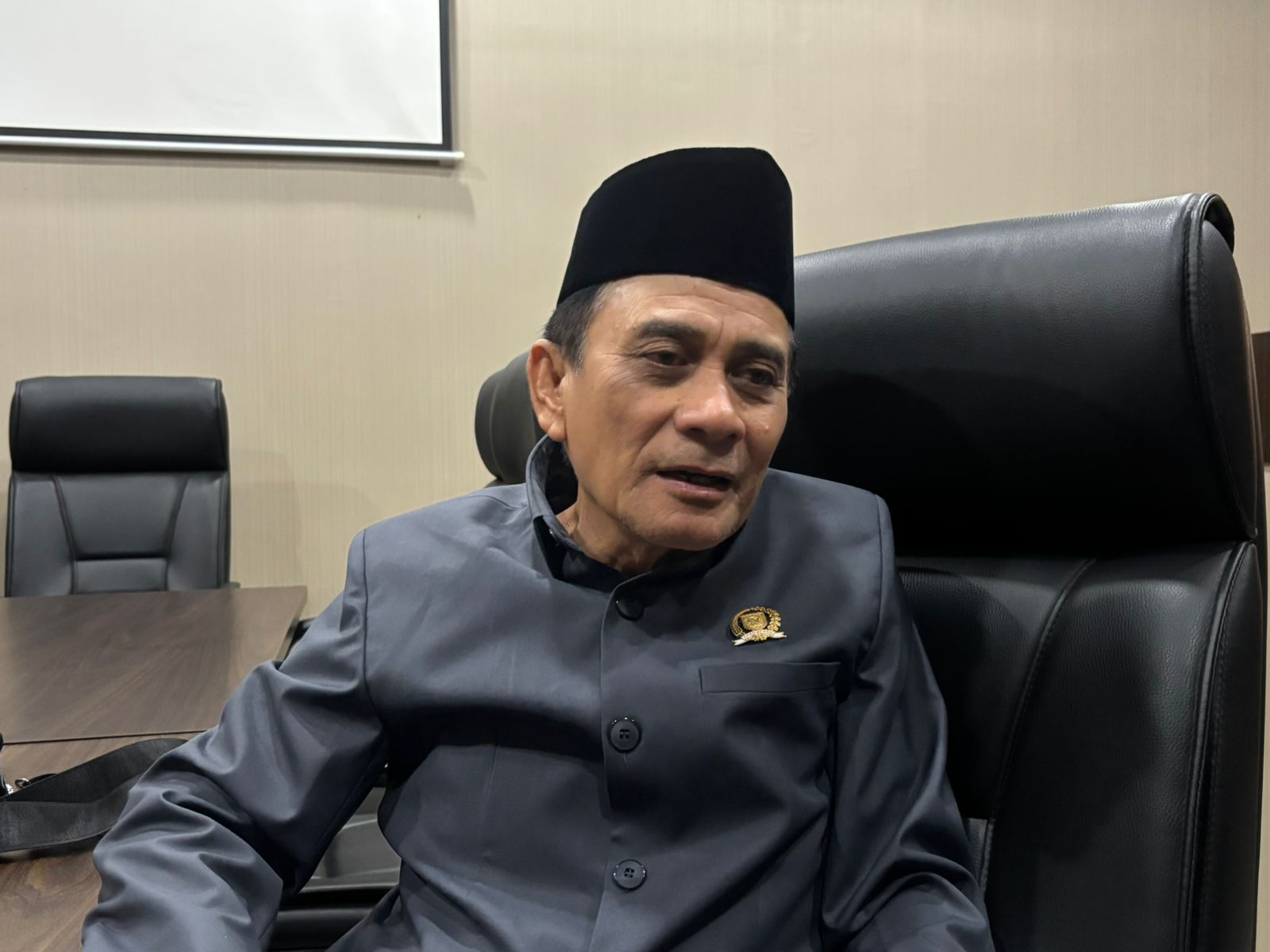 8bdc5c9f 0e06 41c4 aa87 8a672a8348d3