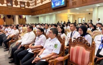 Cerita Gaji Rp160 Ribu hingga Nasi Bulgur, Bupati Kutim Motivasi Ratusan CPNS Baru Pelatihan Dasar