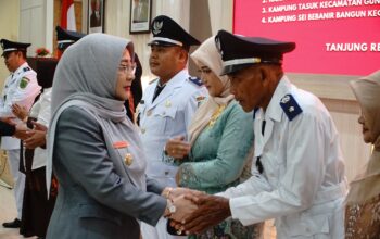 Empat Kepala Kampung Resmi Dilantik, Bupati Minta Maksimalkan Potensi dan Pendapatan Kampung 3 3eaf7ce6 1780981051 ec211b823ac198c39cbf
