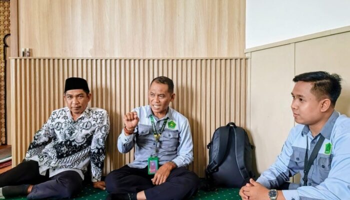 Rizani Ungkap Ironi di Balik Megahnya Rumah Ibadah, Guru Ngaji Masih Bertahan dengan Iuran Santri Rp5 Ribu per Bulan di Berau