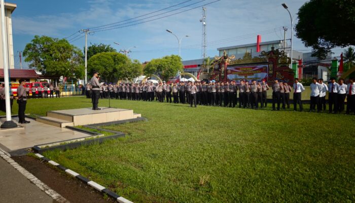 45 Anggota Polres Berau Terima Kenaikan Pangkat, Kapolres Tekankan Integritas dan Profesionalisme