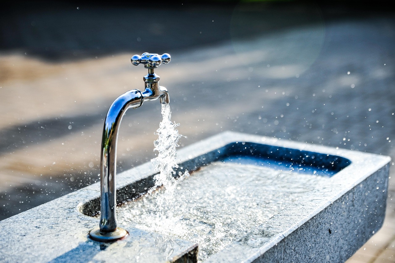 ee0a0138 faucet 3240211 1280
