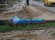 Pengendara Jadi Korban Jalan Berlumpur, Dugaan Aktivitas Galian C di Gunung Tabur Dipertanyakan
